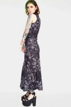 Jawbreaker Ethereal Nature Maxi Dress 10 Jawbreaker Ethereal Nature Maxi Dress -Cheap GOTHIC DRESSES Store Ethereal Nature Maxi Dress Jawbreaker 3 300x