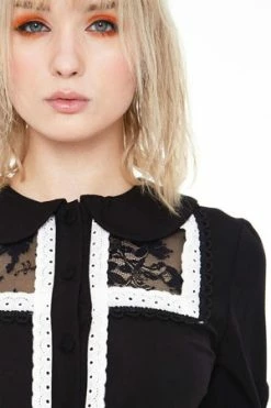 Jawbreaker Lace And Trim Collared Button Up Top -Cheap GOTHIC DRESSES Store Lace And Trim Collared Button Up Top Jawbreaker 5 300x