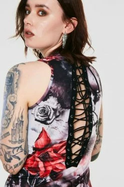 Jawbreaker Dark Passions Floral Tie Up Dress 9 Jawbreaker Dark Passions Floral Tie Up Dress -Cheap GOTHIC DRESSES Store dark passions floral tie up dress dra 9008 05.754 300x