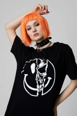 Long Clothing Killer Smiley - T-shirt - Unisex -Cheap GOTHIC DRESSES Store killer smiley t shirt unisex long clothing 7 300x