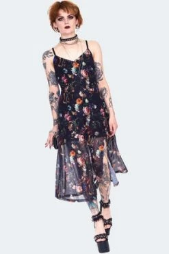 Jawbreaker Night Garden Print Midi Dress 8 Jawbreaker Night Garden Print Midi Dress -Cheap GOTHIC DRESSES Store night garden print midi curve dress with front open dra 9562 pl 04.1443 300x