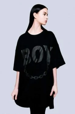 Long Clothing Oversize Boy Chain T-Shirt - Unisex -Cheap GOTHIC DRESSES Store oversize boy chain t shirt unisex long clothing 3 300x
