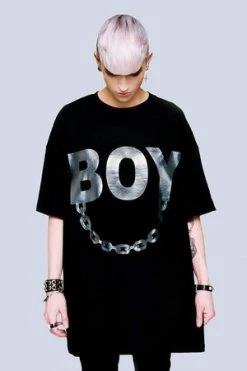 Long Clothing Oversize Boy Chain T-Shirt - Unisex -Cheap GOTHIC DRESSES Store oversize boy chain t shirt unisex long clothing 4 300x
