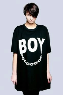 Long Clothing Oversize Boy Chain T-Shirt - Unisex -Cheap GOTHIC DRESSES Store oversize boy chain t shirt unisex long clothing 7 300x
